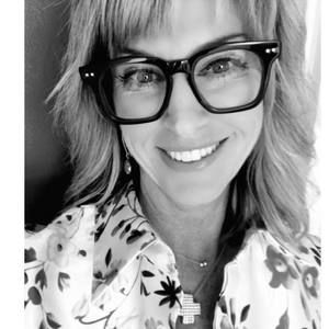 Meet your Posher, Holly